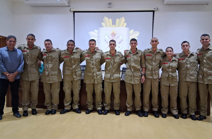 Tatuí forma 1ª turma de bombeiros civis com dez integrantes