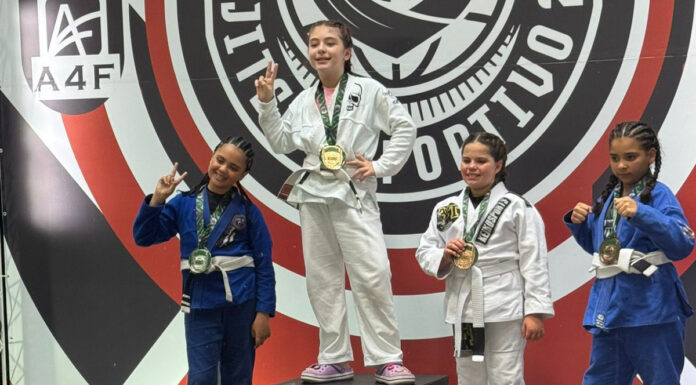 Lutadora tatuiana termina em 1º lugar Campeonato Mundial Kids de Jiu-Jítsu