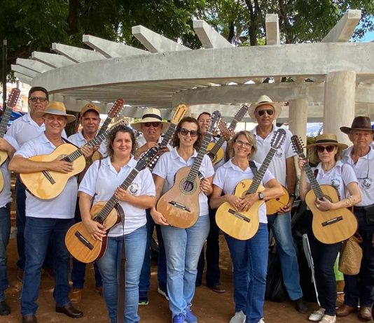 Projeto “Café, Viola & Companhia” de Tatuí acontece na praça Anita Costa