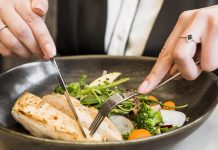 O erro que pode deixar você com mais fome e menos resultado na dieta