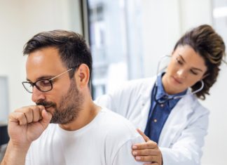 A gripe passou, mas a tosse continua: quando o sintoma merece atenção?