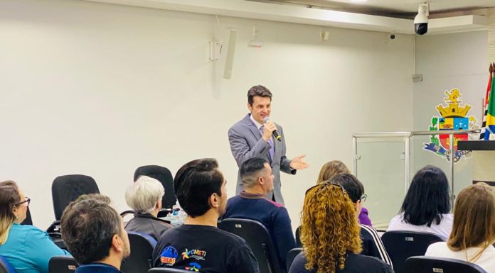 Palestra reúne rede de proteção para amparar combate ao trabalho infantil em Tatuí