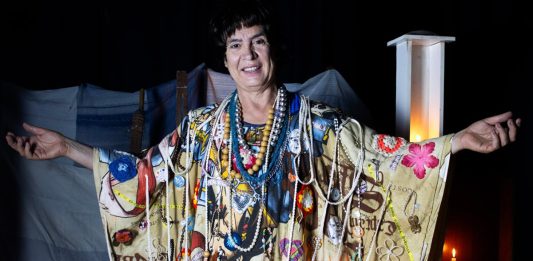 Espetáculo “A Loucura que Ilumina” tem a reapresentação na Apodet