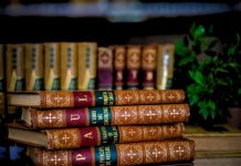 Biblioteca Municipal de Tatuí promove sarau literário nesta quinta-feira