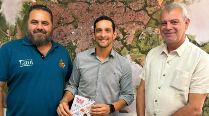 Economia e turismo são pauta de encontro com diretor do estado em Tatuí