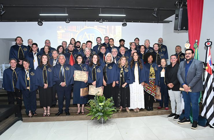 Academia Tatuiana de Letras é formalizada em evento solene