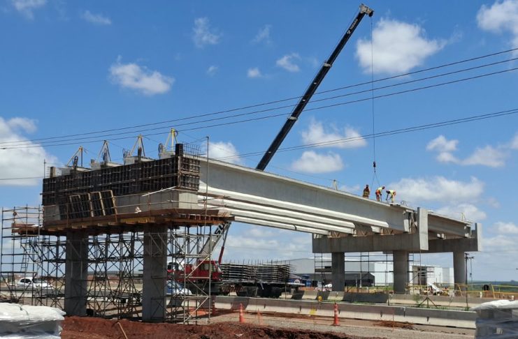 Novo viaduto em Tatuí já tem a instalação de suas vigas